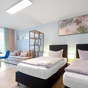 https://eddys-rest-relax-munich-east.com-bavaria.com