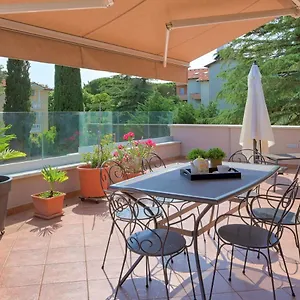 https://nina-medulin.in-istria.net