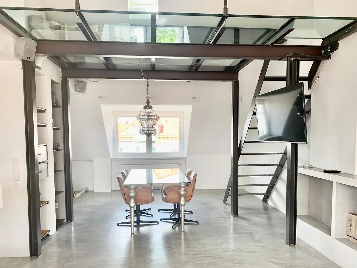 Schoene Dachgeschoss-Maisonette Wohnung Monaco di Baviera 0*,